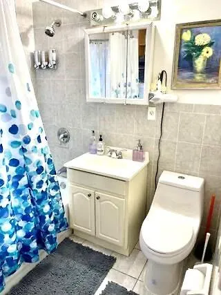 Apartment 3 Bedrooms 2 Stops To Manhattan New York