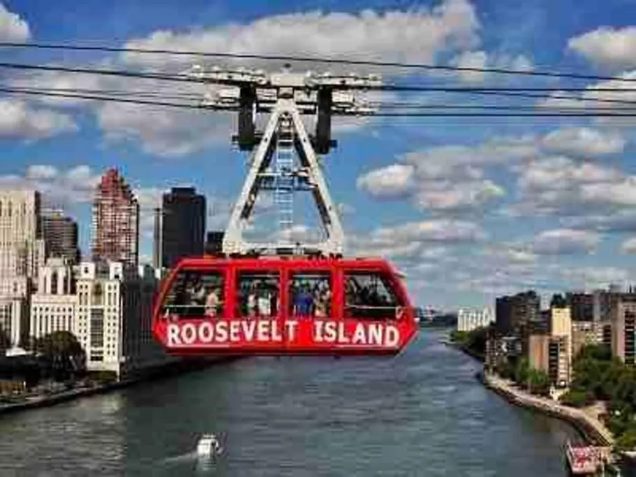 Apartment 3 Bedrooms 2 Stops To Manhattan New York